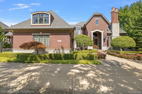 1699 Lincolnshire Drive Rochester Hills City MI 48309