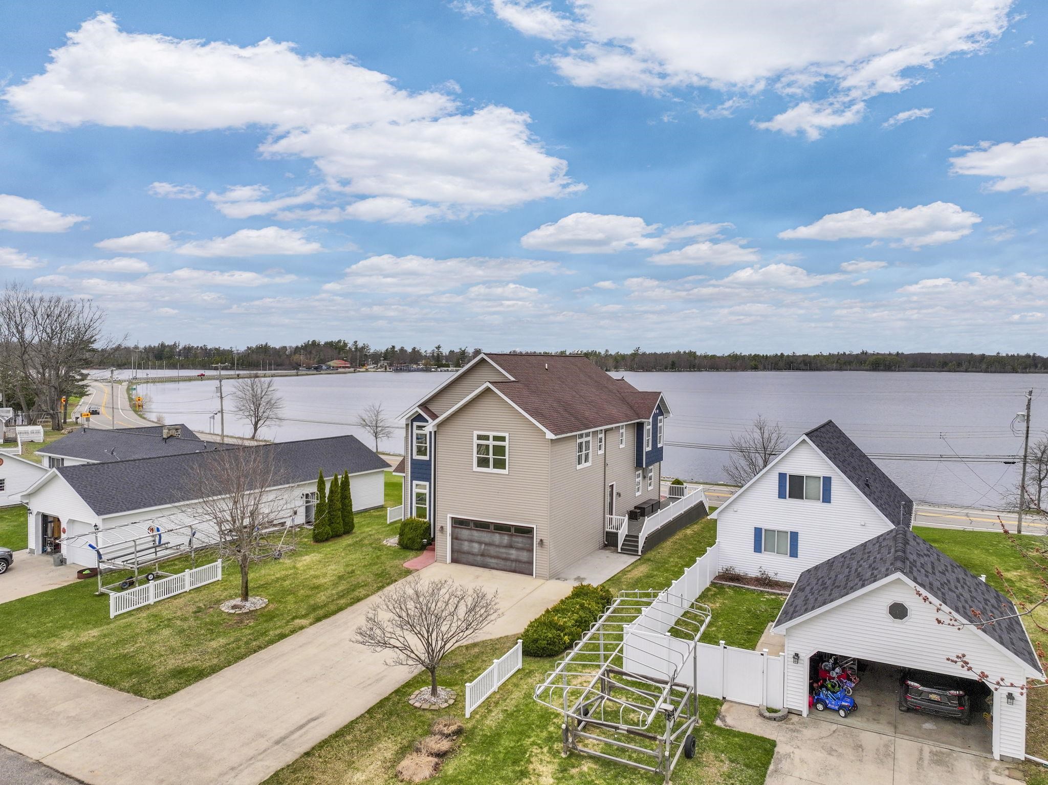 2121 Sunnyside Drive