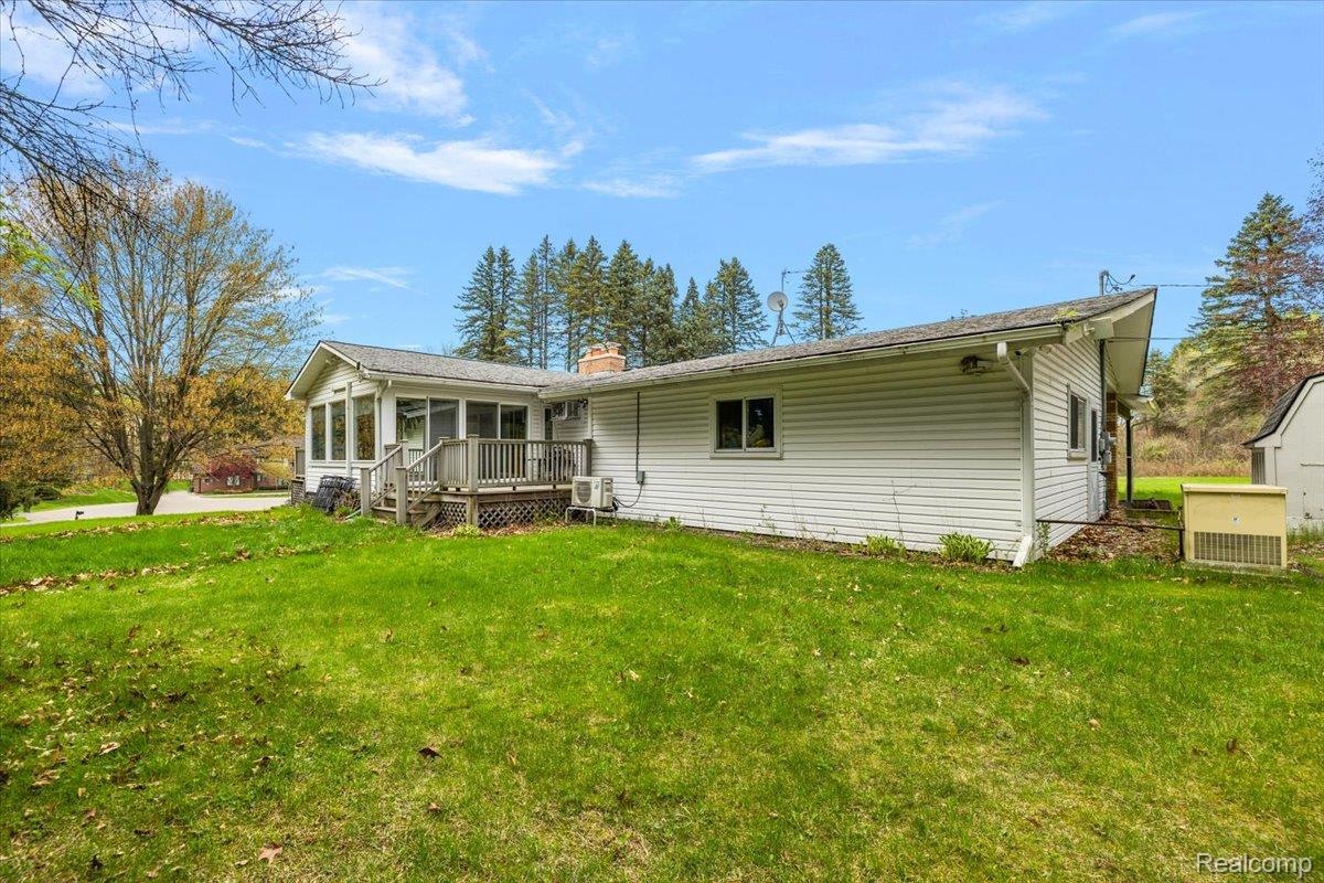 865 N Lapeer Road