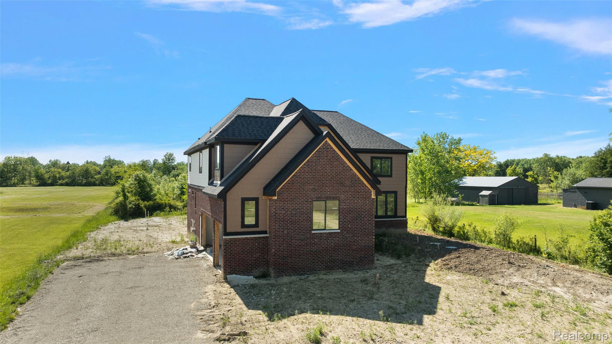 60637 Schoenherr Road Road