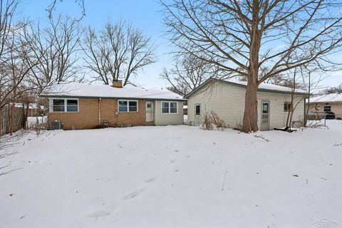 Tiny photo for 1308 N Dewitt Street, Bay City City, MI 48706 (MLS # 61050196383)