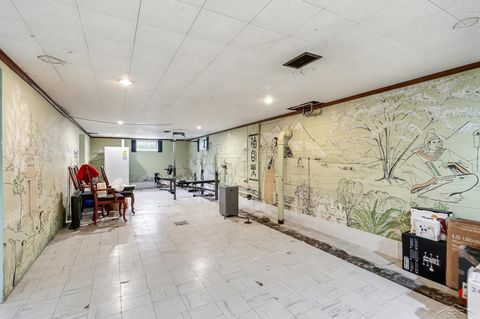 Tiny photo for 1308 N Dewitt Street, Bay City City, MI 48706 (MLS # 61050196383)