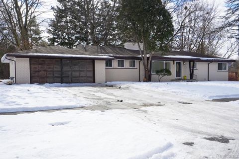 19041 Bungalow Drive Lathrup Village City MI 48076