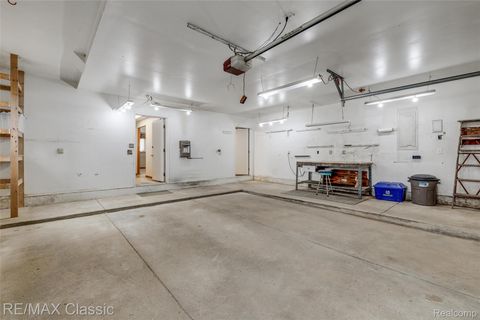 Tiny photo for 3642 Ashview Street, West Bloomfield Charter Township, MI 48324 (MLS # 20261018401)