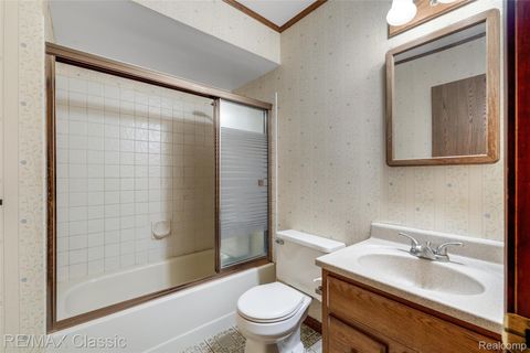 Tiny photo for 3642 Ashview Street, West Bloomfield Charter Township, MI 48324 (MLS # 20261018401)