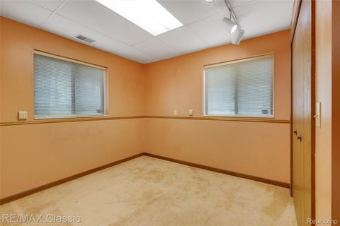 Tiny photo for 3642 Ashview Street, West Bloomfield Charter Township, MI 48324 (MLS # 20261018401)