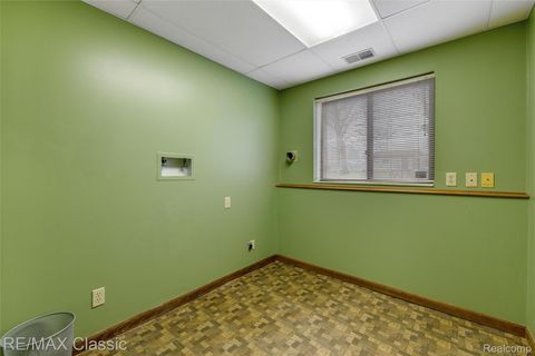 Tiny photo for 3642 Ashview Street, West Bloomfield Charter Township, MI 48324 (MLS # 20261018401)