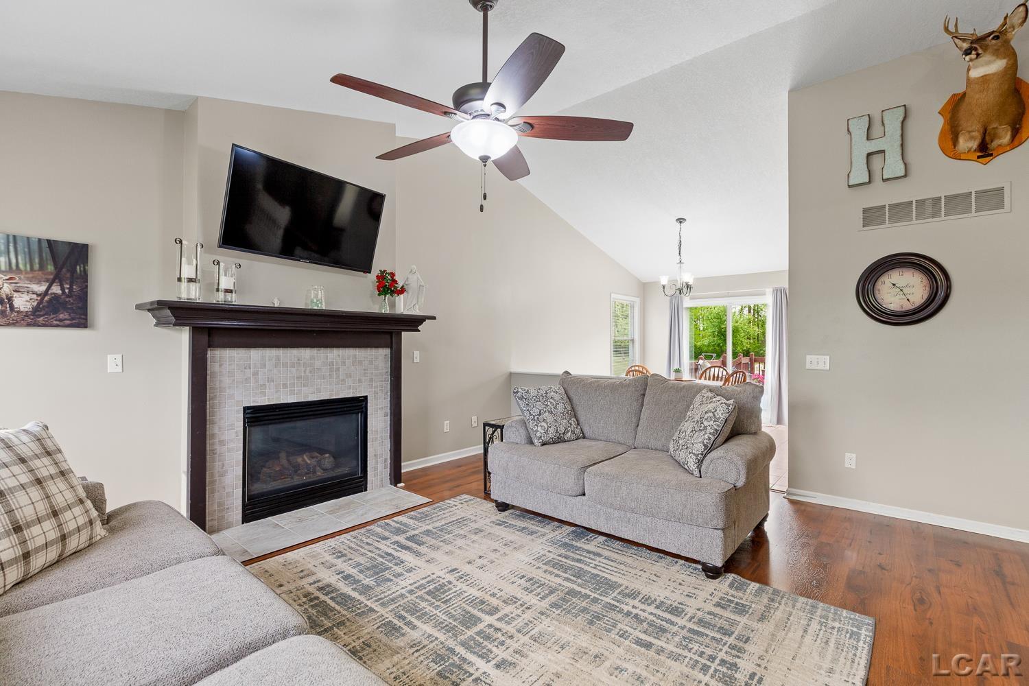 6483 Pocklington Road