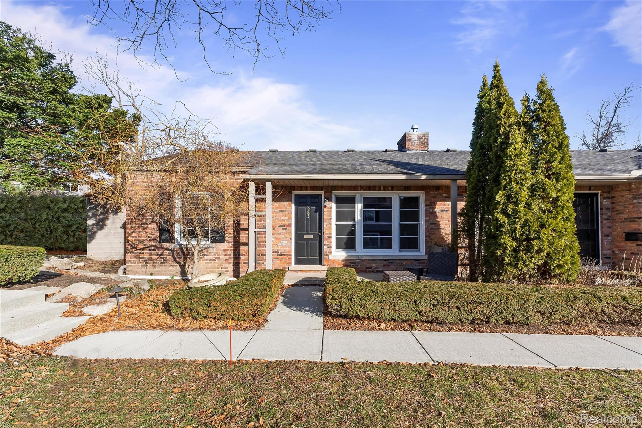 583 N Old Woodward Avenue