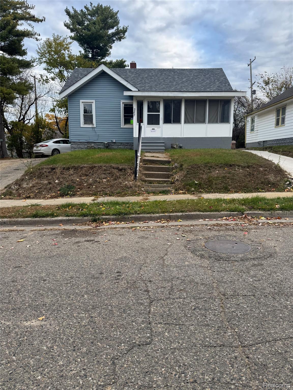 287 S Anderson Avenue