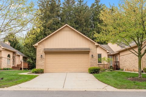 22340 RIVER RIDGE Trail Farmington Hills City MI 48335