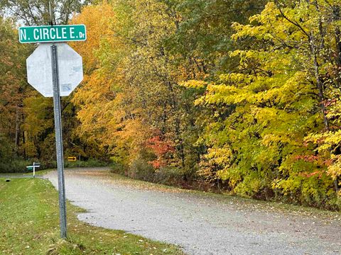 Lot #5 N Circle E Surrey Township MI 48622