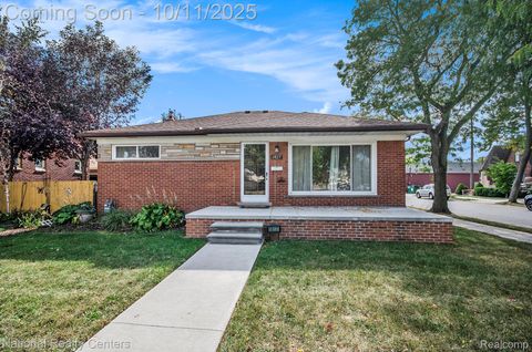 1817 Sycamore Street Wyandotte City MI 48192