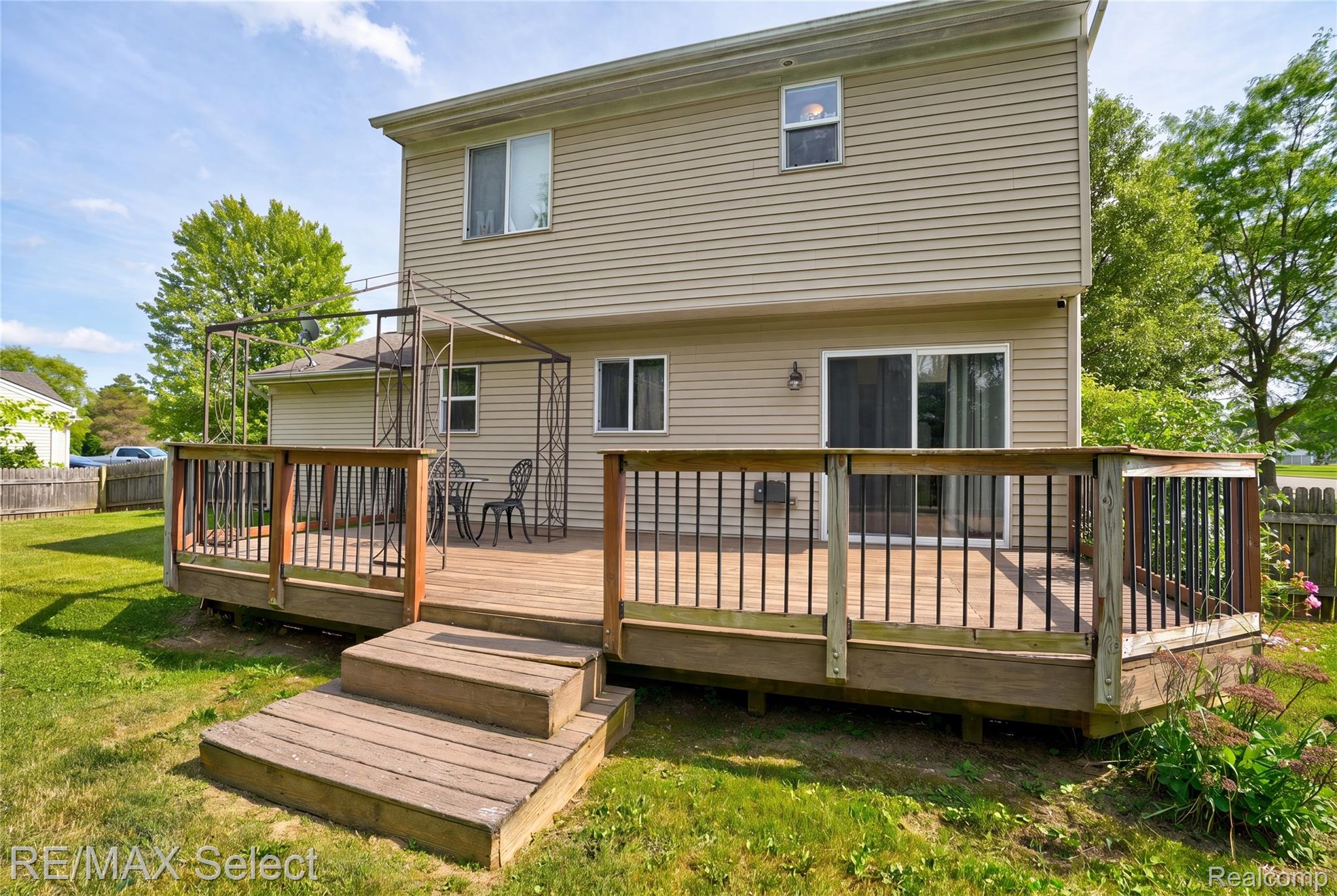 4399 Eagle Lane