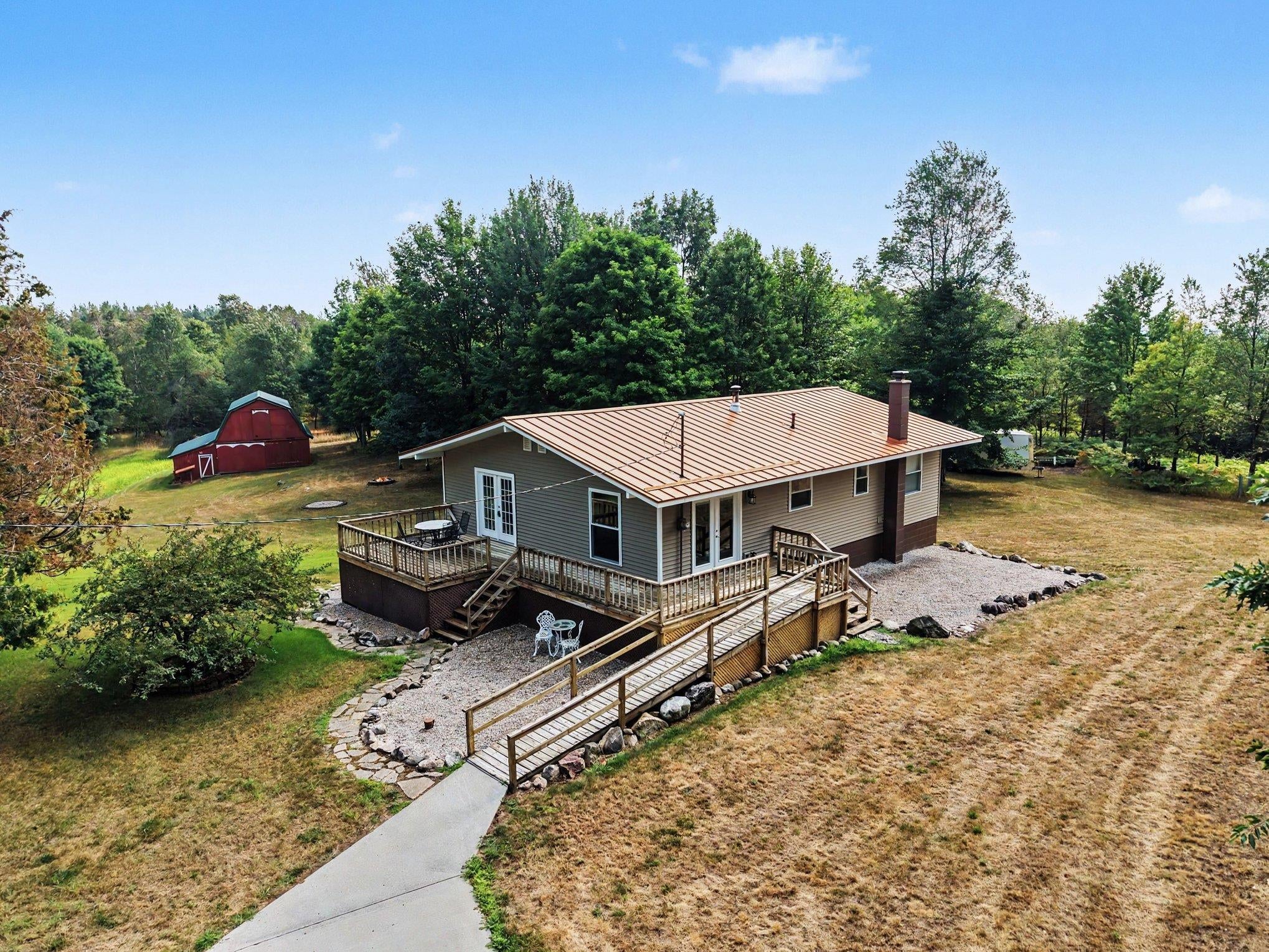 17685 Meceola Road