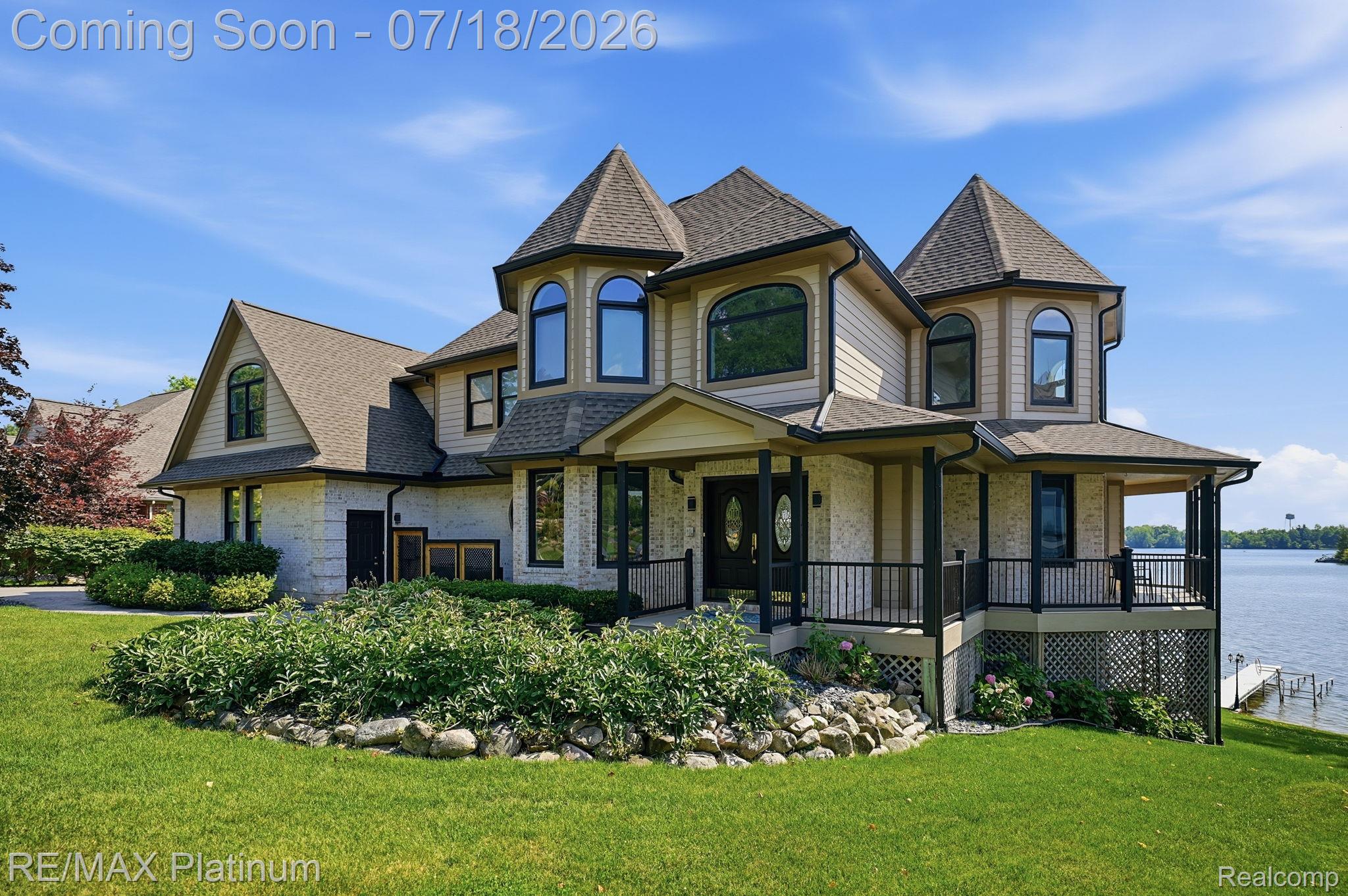 997 Thompson Shore Drive