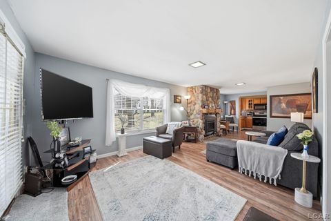 Tiny photo for 151 N Lakeview Boulevard, Rollin Township, MI 49253 (MLS # 56050203244)