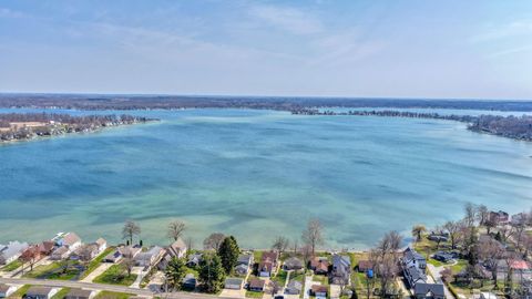 Tiny photo for 151 N Lakeview Boulevard, Rollin Township, MI 49253 (MLS # 56050203244)