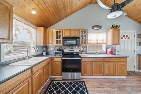 Tiny photo for 151 N Lakeview Boulevard, Rollin Township, MI 49253 (MLS # 56050203244)