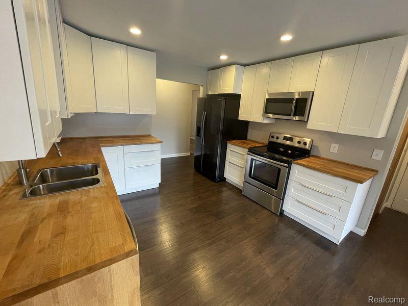 4924 BROOMFIELD