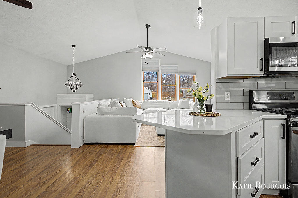 519 Macomb Avenue NW