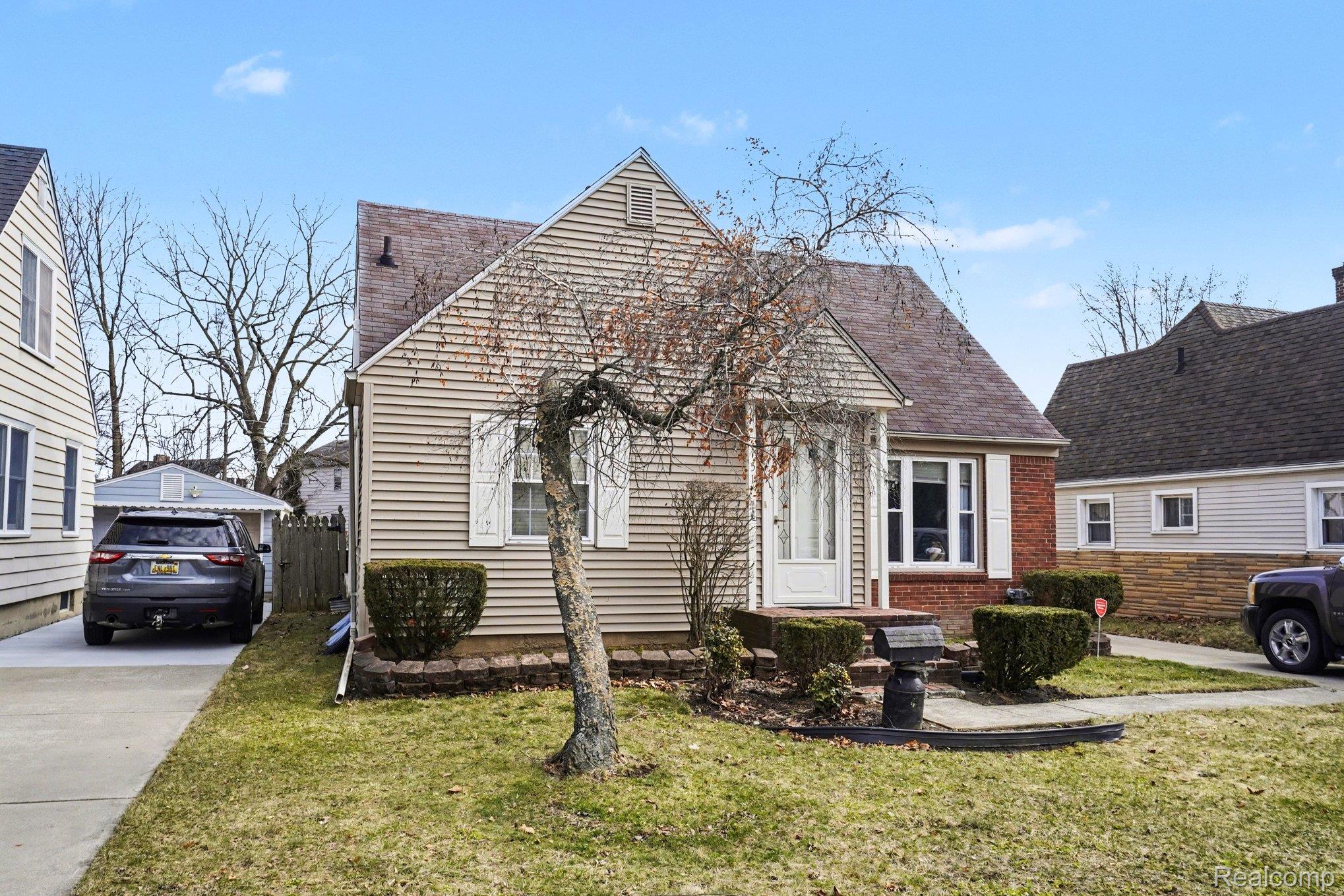 151 Commonwealth Avenue