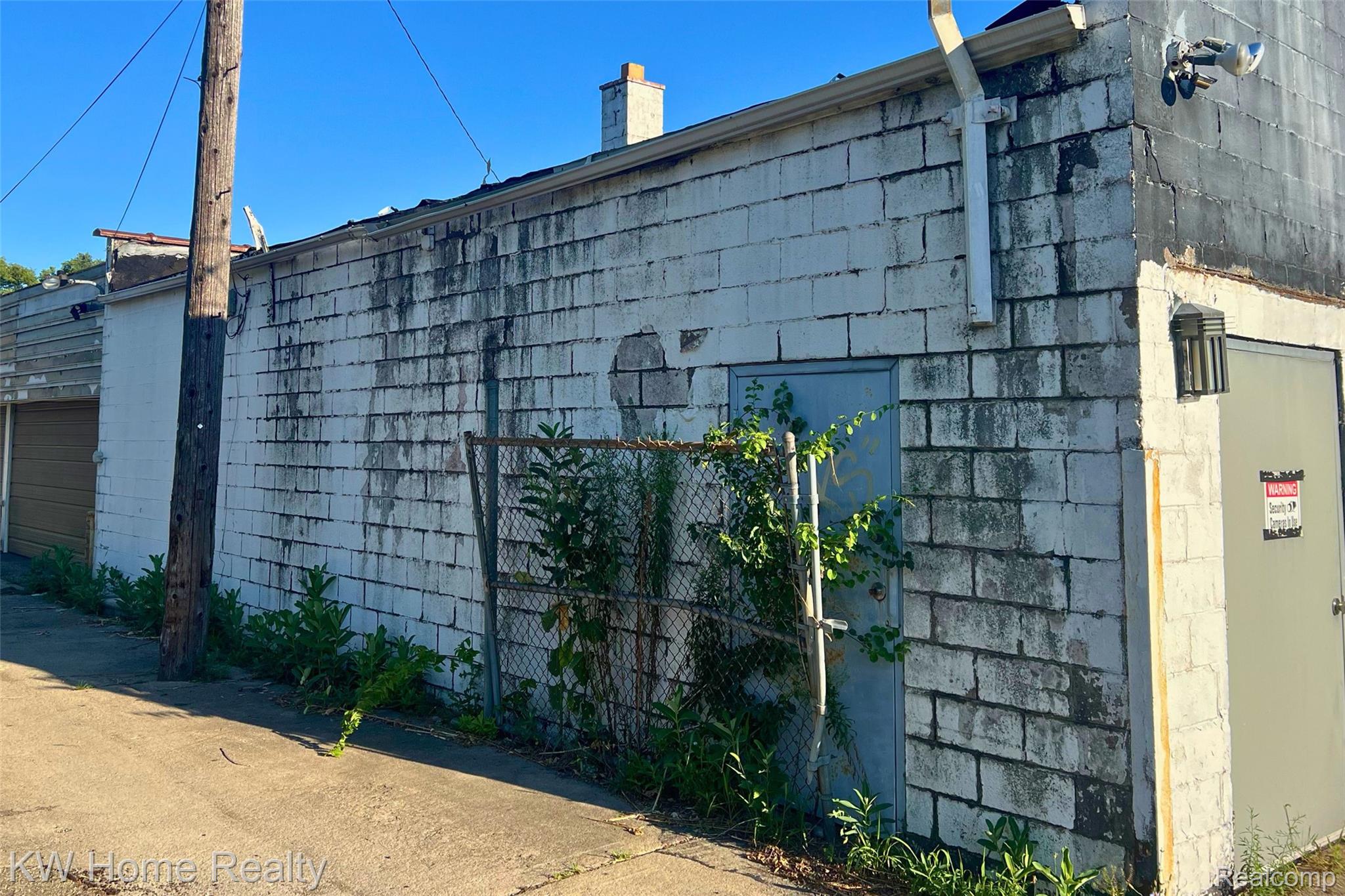 7321 Puritan Street