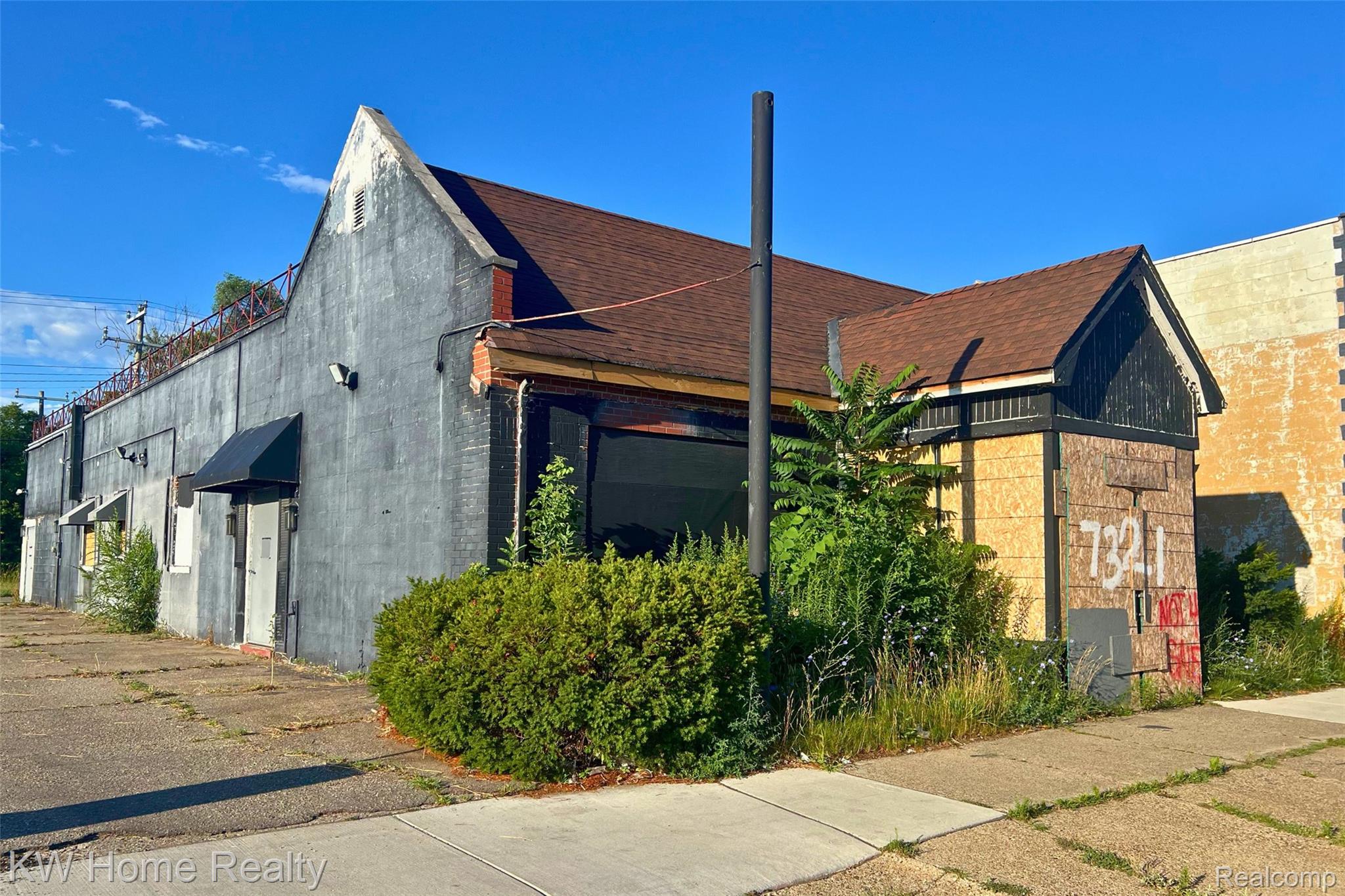 7321 Puritan Street