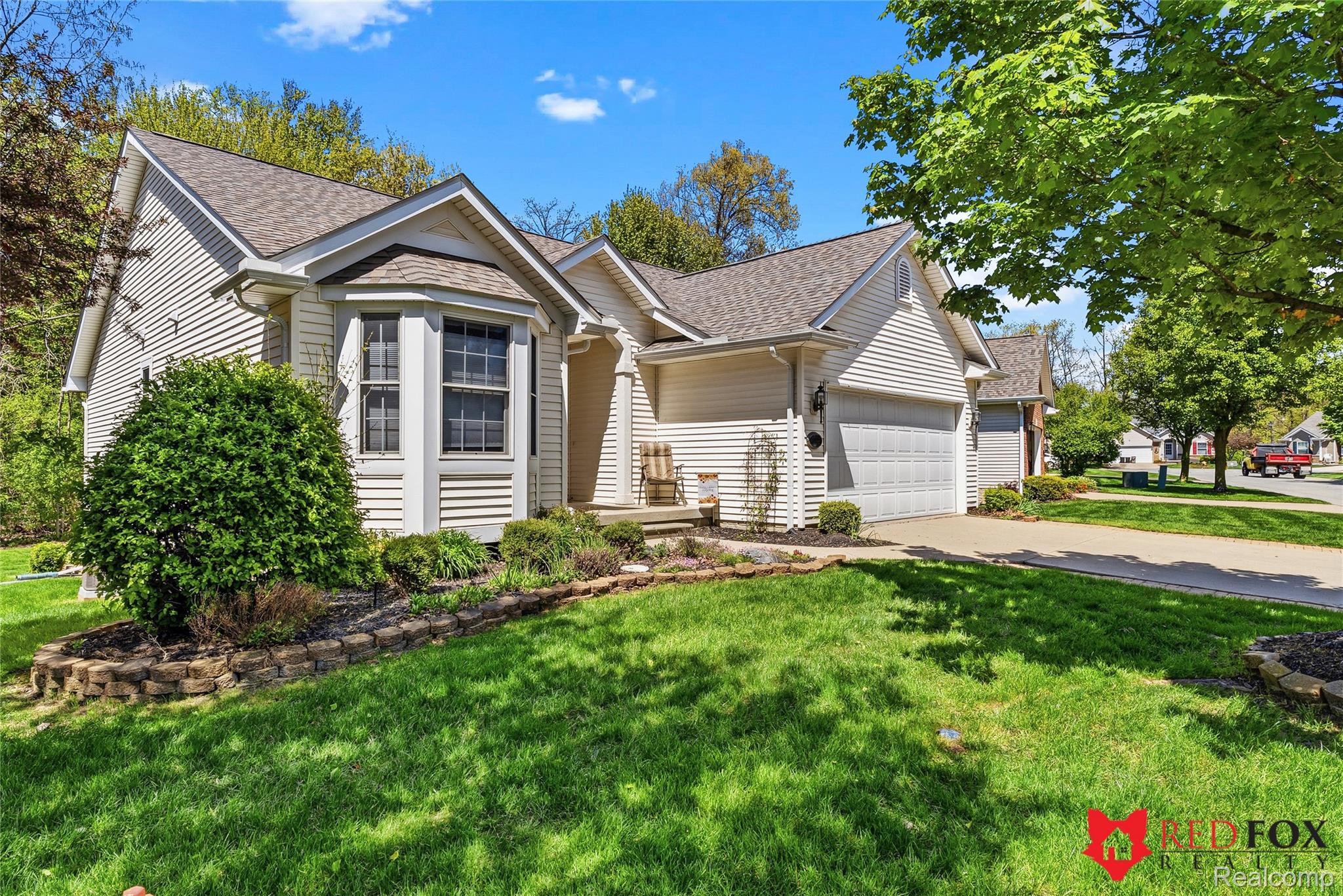 1199 Creek View Court