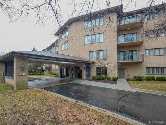 4040 GREENLEAF CIR APT 110, KALAMAZOO, MI 49008 - Image 316fa4dd4db5e3dfe2ba220dec5c29fe/726587024
