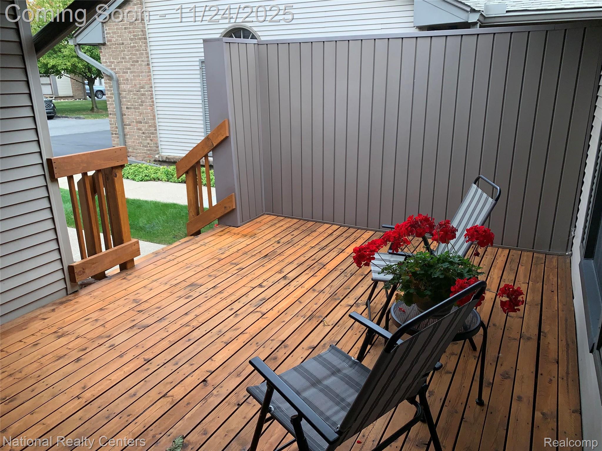 14150 Meadow Hill Lane W