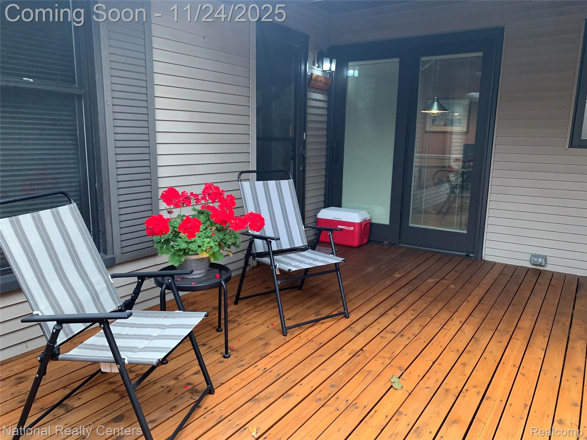 14150 Meadow Hill Lane W