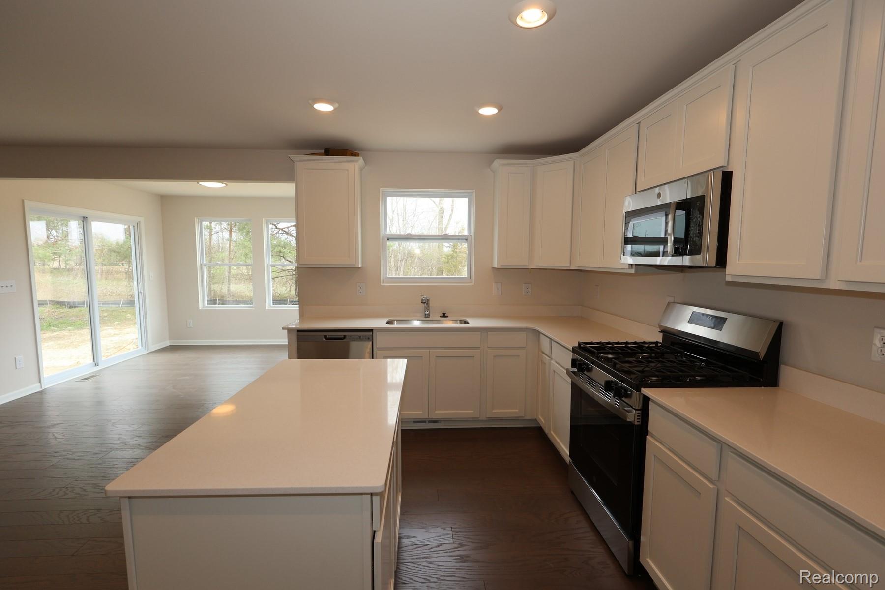 4195 Cedar Lane