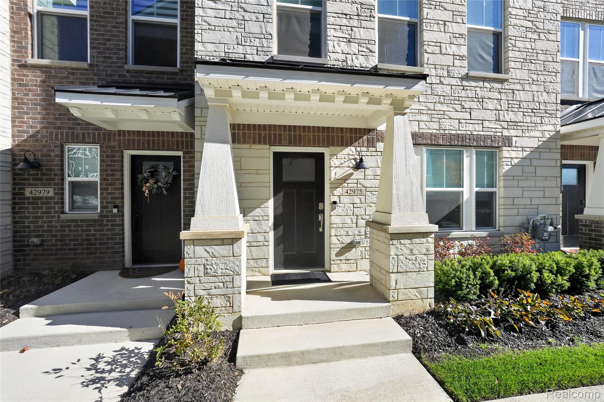 42975 Atwood Avenue Avenue 41