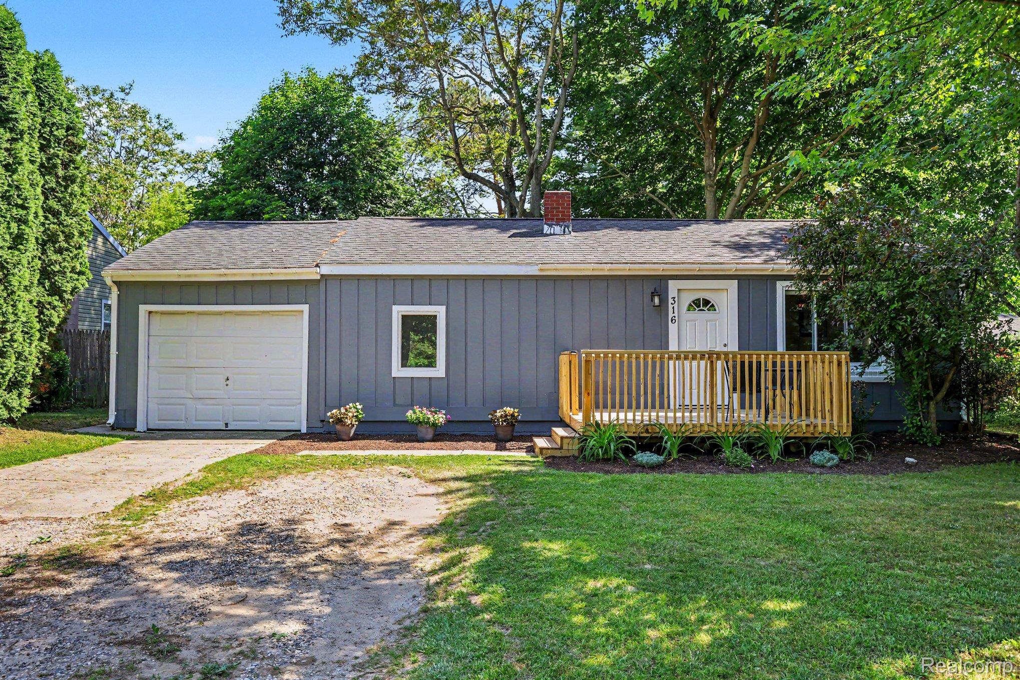 316 Oak Street