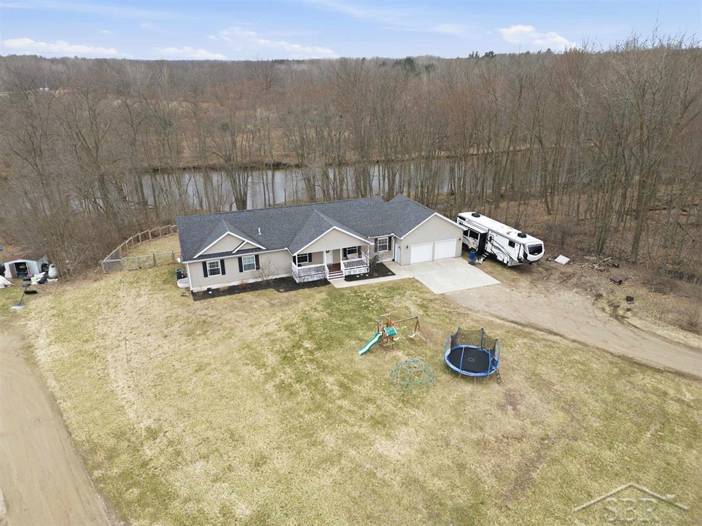 2041 W Pine River Road