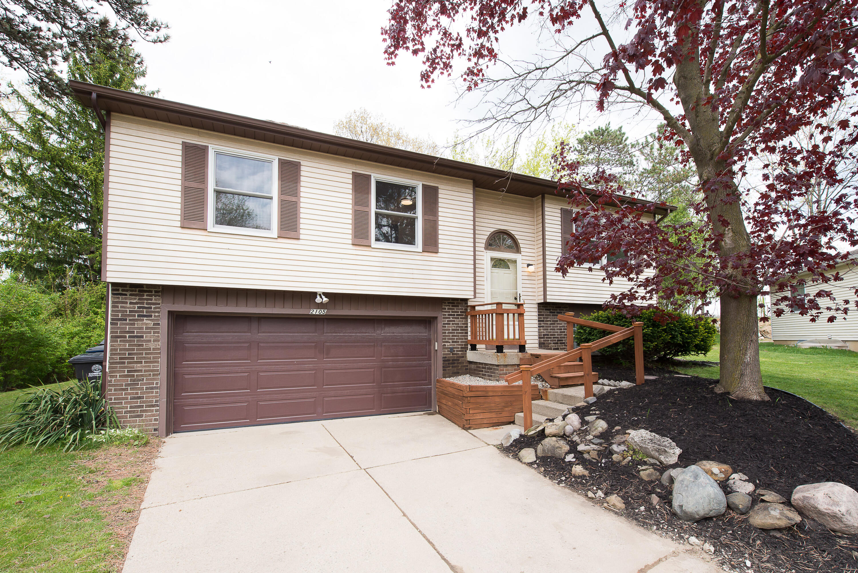 2105 Foss Court