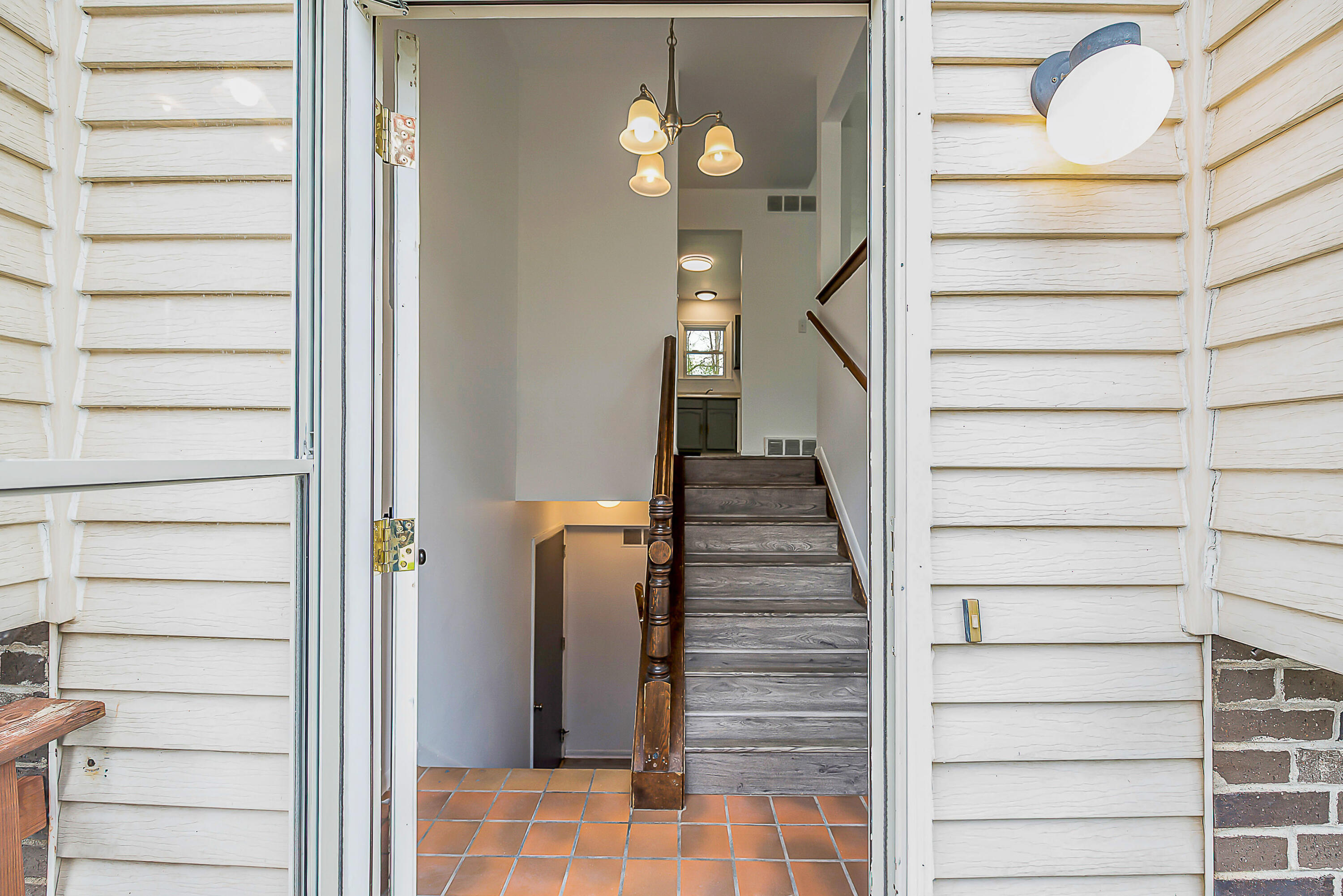 2105 Foss Court
