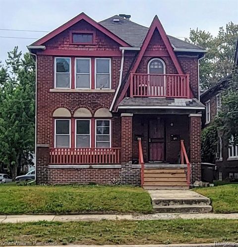 832 W Huron Street Pontiac City MI 48341