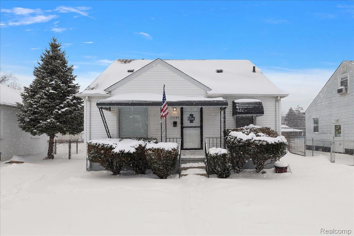 25245 Dodge Street