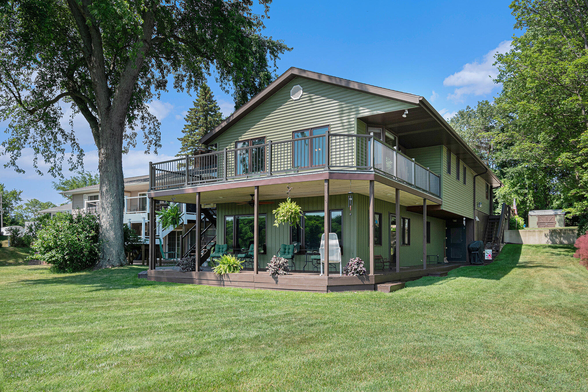 13024 S Lake Breeze Drive