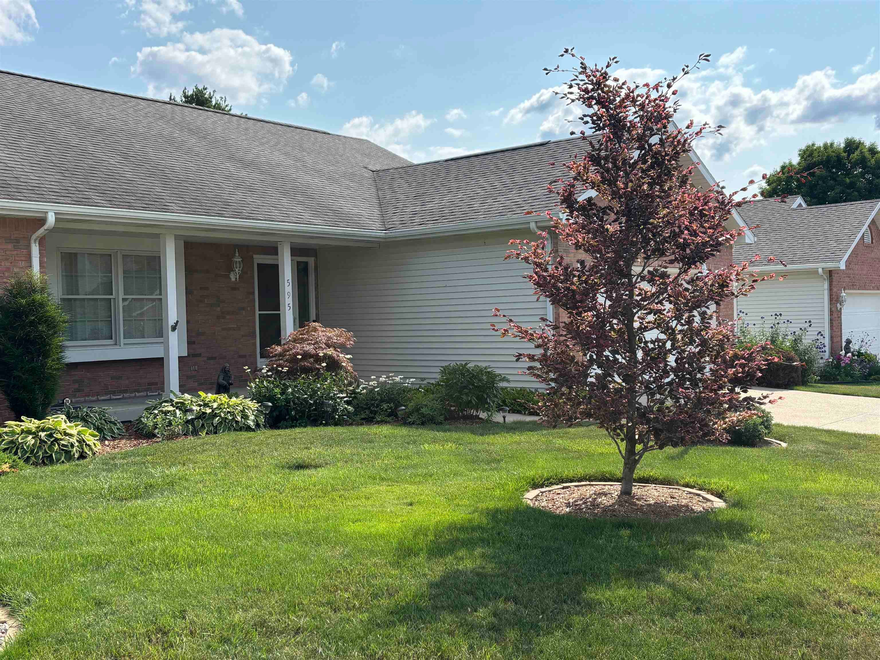 595 Summergreen Drive