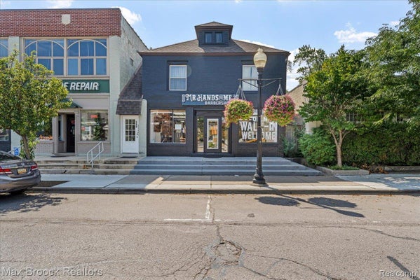 513 W 9 MILE RD # 1, FERNDALE, MI 48220 - Image 3198dddfbbb86f8e5e4637b90f69f919/1625083641