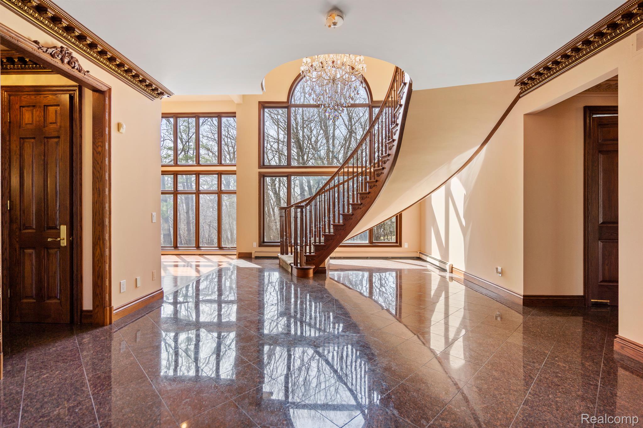 5148 CREST KNOLLS