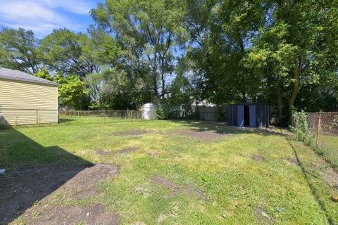 Tiny photo for 1666 Liberty Avenue, Lincoln Park City, MI 48146 (MLS # 81026045975)