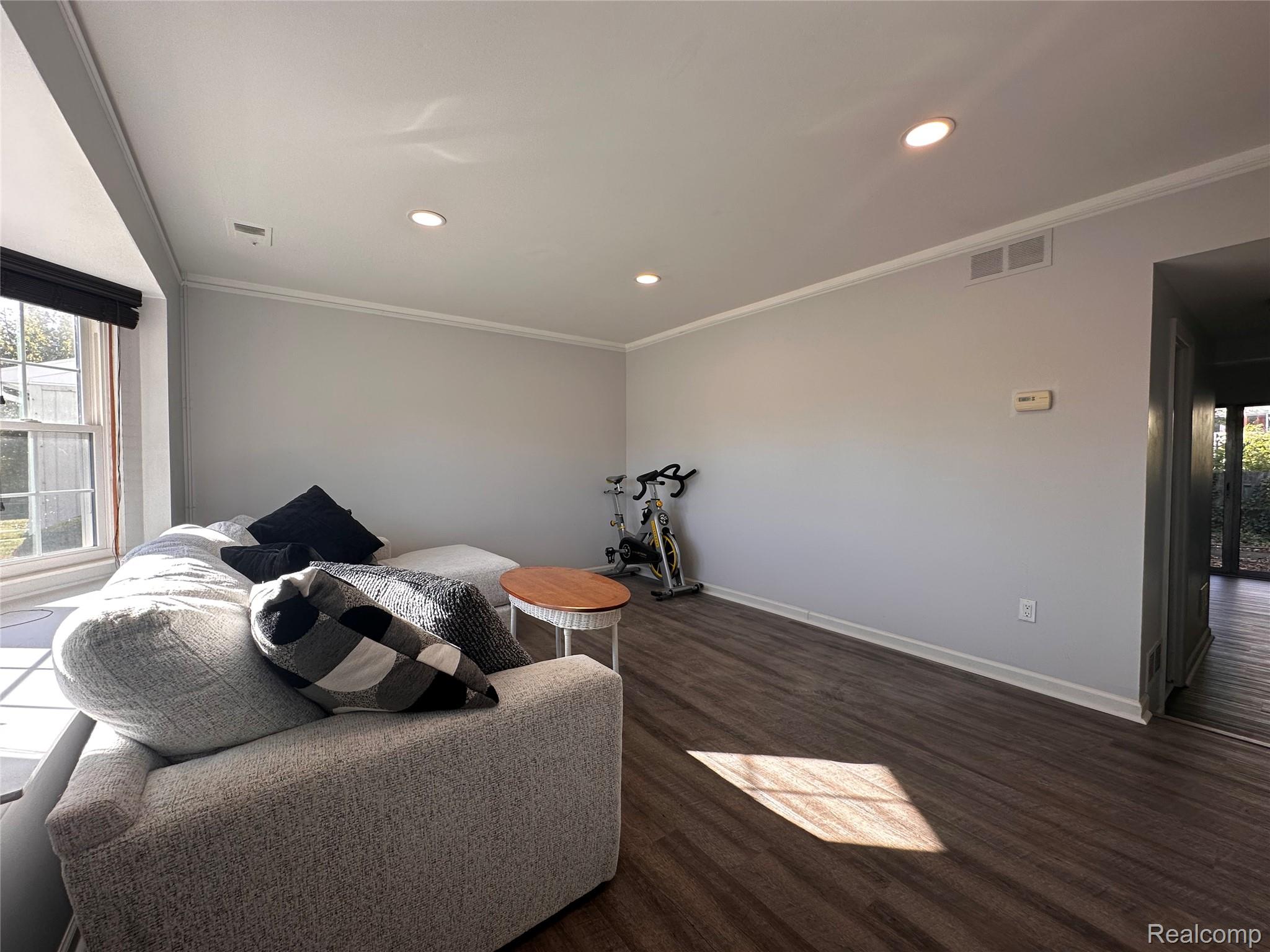 19585 Mariner Court 383