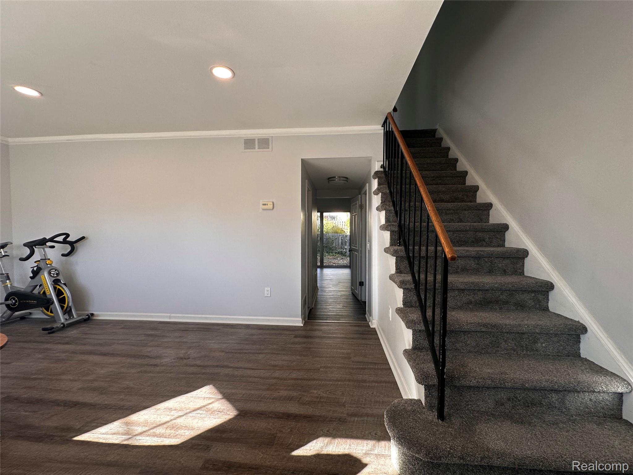 19585 Mariner Court 383