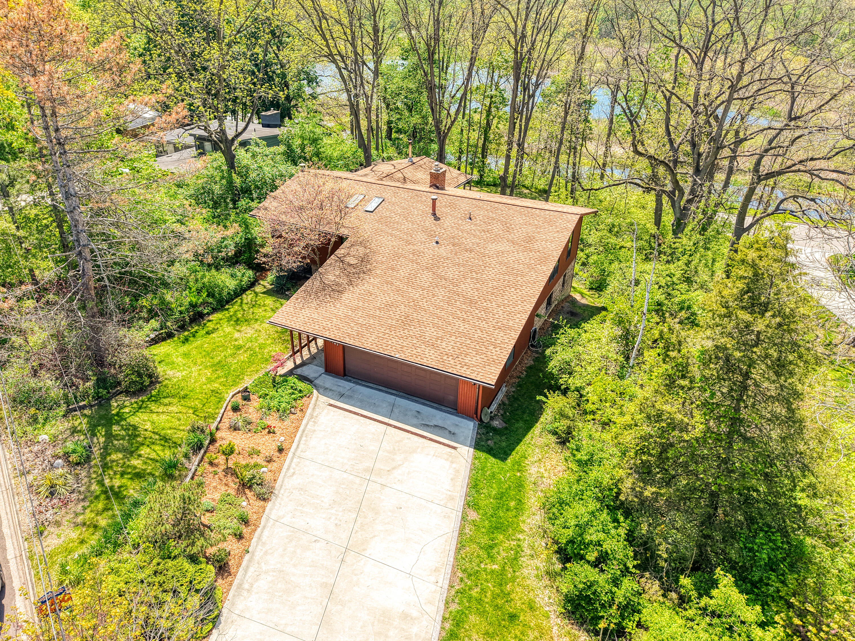 3101 S Hilltop Drive