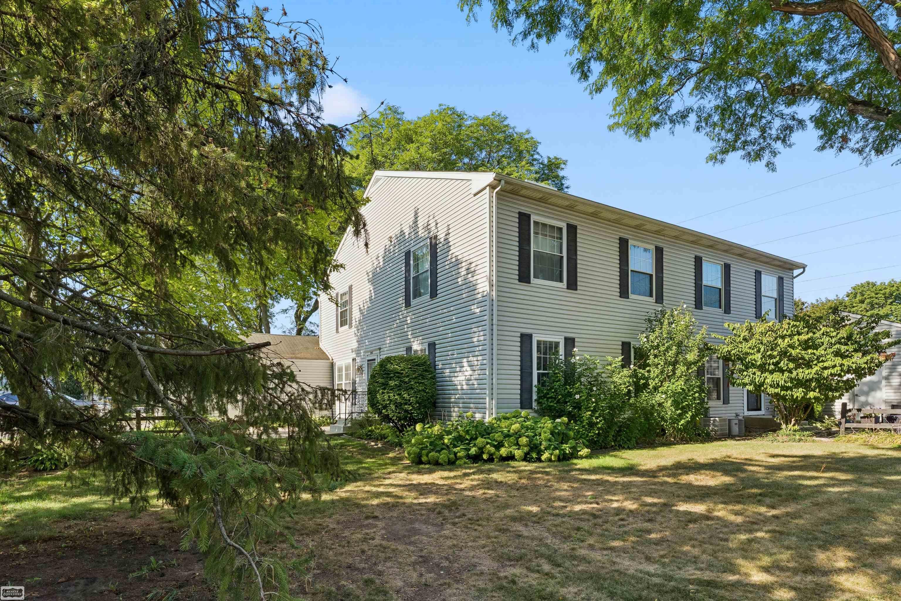 38665 Bayside Ct Court