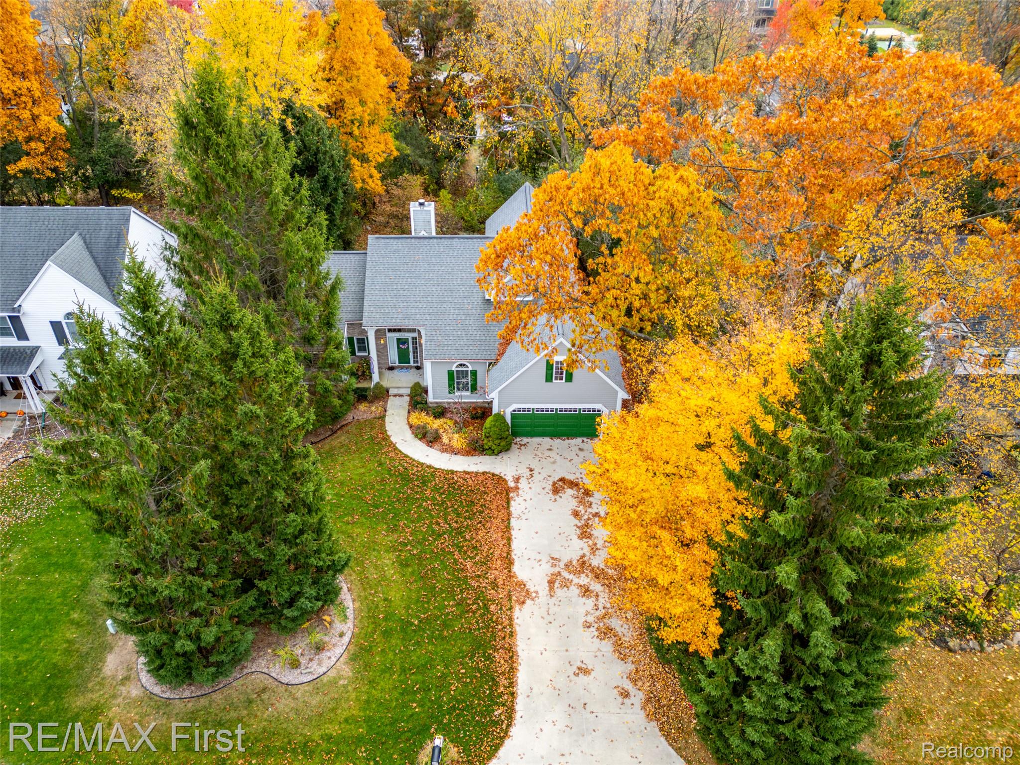 6839 Hubbard Circle